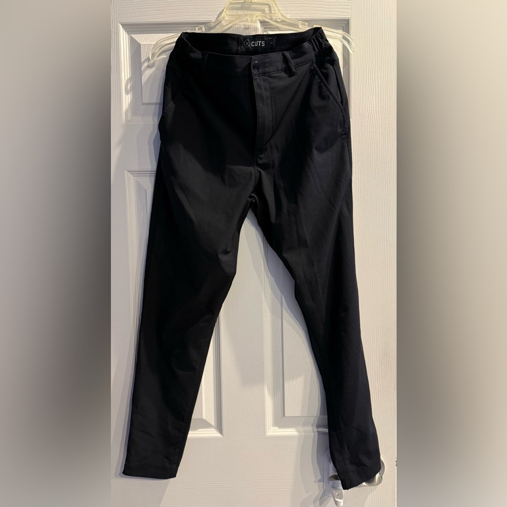 Cuts AO Joggers Black Small